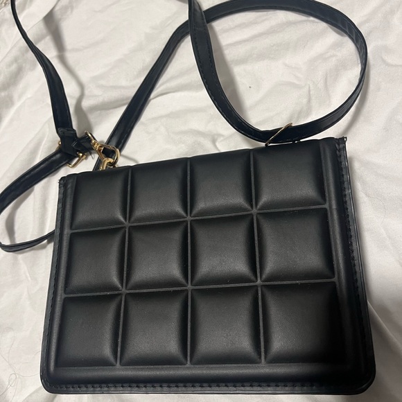 Pleated Black mini bag - Picture 2 of 4